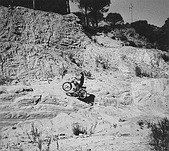 1974 11 20 frans  Frans Sagristà (11 años) con Derbi 49cc Circuito de "La Sorrera" - La Garriga del Valles (Barcelona) 20 Noviembre 1974 : frans sagrista, la sorrera, la garriga, derbi, 1974